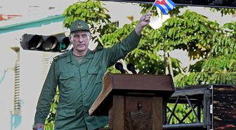 CIA direktörü Havana'da: ABD'den 100 milyon dolar yardım teklifi