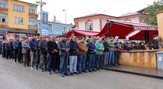 Motosiklet kazasında hayatını kaybeden genç son yolculuğuna uğurlandı