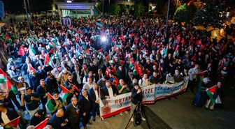 İHH Üsküdar'da Gazze'ye destek eylemi düzenledi