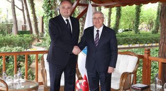 Bakan Güler, Gürcistanlı mevkidaşı Chikovani ile görüştü
