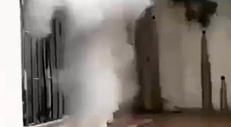 Kahramanmaraş'ta ev yangını: Mahsur kalan 3 kişiyi itfaiye kurtardı