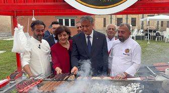 Adana'da 'Türk Mutfağı Haftası' etkinliğinde yöresel lezzetler sergilendi