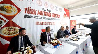 Ağrı'da 'Türk Mutfağı Haftası' kapsamında aileler en iyi yemeği yapmak için hünerlerini sergiledi