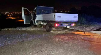 Direksiyon hakimiyetini kaybeden alkollü sürücü şarampole uçtu