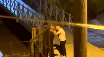Bursa'da sokak ortasında kavga