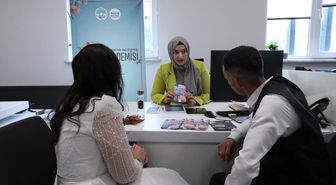 Kayseri'de yeni evlenen 148 çifte aile danışmanlığı