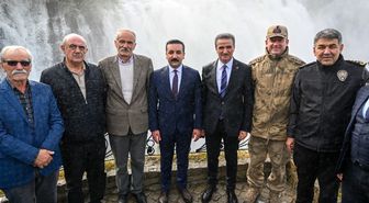 Erzurum Valisi Aydın Baruş, Tortum Şelalesi'ni ziyaret etti