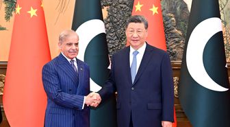 Çin Cumhurbaşkanı Xi, Pakistan Başbakanı Şerif ile Görüştü