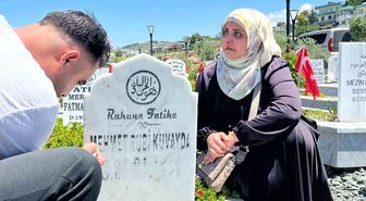 Deprem mezarlığında buruk arefe