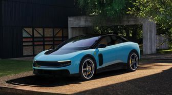 Ferrari ilk elektrikli aracını tanıttı, hisse senetleri değer kaybetti