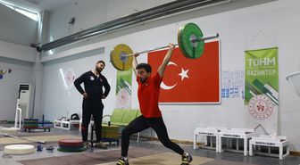 Milli Halterci Harun Algül'ün hedefi dördüncü Avrupa şampiyonluğu Açıklaması