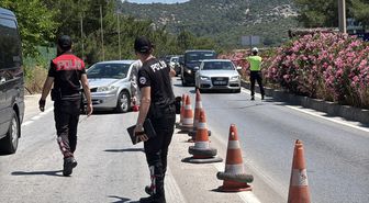 Muğla'da kara yolunda bayram hareketliliği yaşanıyor