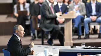 Putin, Rus Ordusuna Yurtdışındaki Rus Vatandaşlarını Koruma Yetkisi Veren Yasayı Onayladı