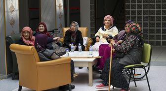 Demetevler Huzurevi'nde Bayram Coşkusu: 'Eşim Olduktan Sonra Bana Her Gün Bayram'