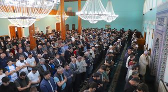 Azerbaycan'da Kurban Bayramı namazı kılındı