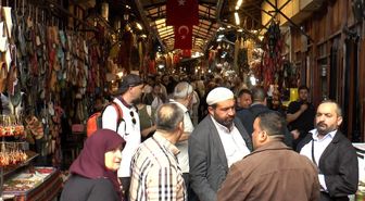 Gaziantep'in tarihi çarşılarında bayram yoğunluğu