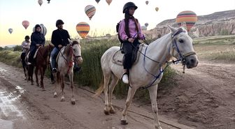 Kurban Bayramı tatilinde Kapadokya'da yerli turist yoğunluğu yaşanıyor