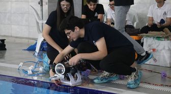 Su altı aracı tasarlayan öğrenciler Kanada'daki dünya finalinde yarışacak