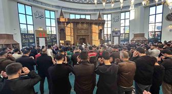 Van'da Kurban Bayramı namazı coşkusu
