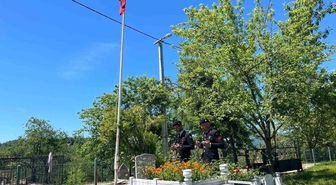 Düzce'de Şehit Jandarma Er Recep Erdoğan Kabri Başında Anıldı