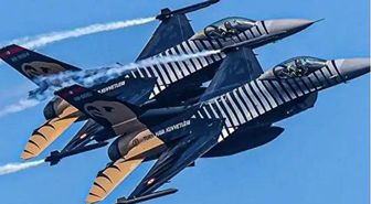 İstanbul semaları SON DAKİKA! İstanbul F16 jet sesleri neden geliyor? İstanbul'da patlama mı oldu?