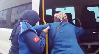 Tekerlekli sandalyesinin aküsü biten hasta kadını zabıta ekipleri hastaneye ulaştırdı