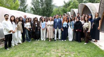 Tunceli Valisi Aygöl, üniversite öğrencileriyle bir araya gelerek bayramlaştı