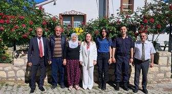 Kaymakam Yılmaz'dan şehit ailelerine bayram ziyareti