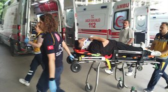 Bursa'da otomobil ile motosikletin çarpıştığı kazada 1 kişi yaralandı