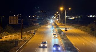 D-100 kara yolunun Çankırı kesiminde bayram dönüşü trafik yoğunluğu devam ediyor