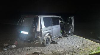 Kars'ta şarampole devrilen aracın sürücüsü öldü