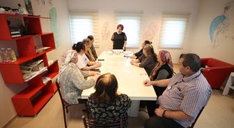 Kırklareli'nde palyatif servisteki hasta yakınları sanatsal faaliyetlerle moral buluyor