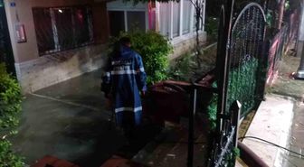 Kocaeli'de sağanak etkili oldu: ev ve iş yerlerini su bastı