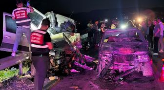 Mersin'de 3 aracın karıştığı zincirleme kaza: 1 ölü, 5 yaralı