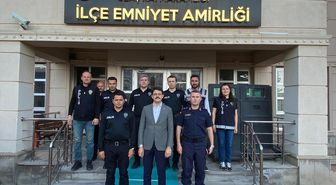 Ulaş Kaymakamı Eskimez, görev başındaki personelle bayramlaştı