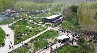 Van'ın doğa harikası bayramda doldu taştı