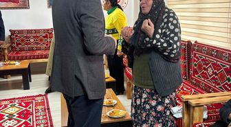 AK Parti Ardahan Milletvekili Kaan Koç huzurevini ziyaret etti