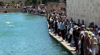 Balıklıgöl'de bayram tatili yoğunluğu yaşanıyor