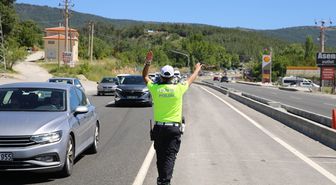 Denizli'de yollarda tatil dönüşü hareketliliği sürüyor