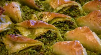 Baklavanın Küresel Krizi: Hürmüz Boğazı'ndaki Gerilim Tatlı Fiyatlarını Tehdit Ediyor