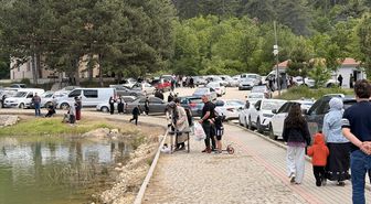 Laçin Yeşil Göl Mesire Alanı'nda yoğunluk oluştu