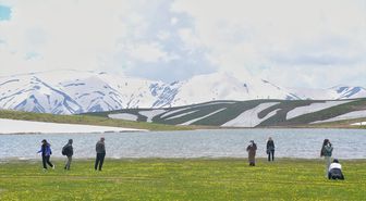 Muş'un doğal güzellikleri bayramda doğaseverleri ağırladı
