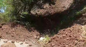 Osmaniye'de heyelan yayla yolunu kapattı
