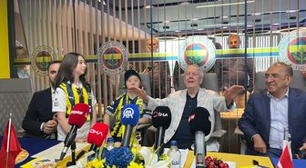 Aziz Yıldırım'dan Sakarya Fenerbahçeliler Derneği'ne ziyaret