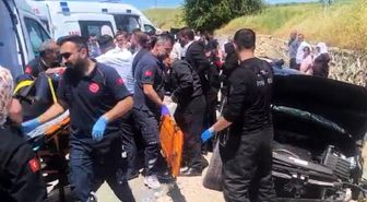 Batman'da istinat duvarına çarparak duran otomobildeki 5 kişi yaralandı