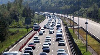 Bayram tatilinin bitmesiyle Bolu geçişinde trafik durma noktasına geldi