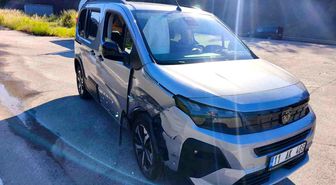 Bilecik'te iki otomobil çarpıştı: 4 yaralı