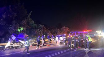 Burdur'da 4 aracın karıştığı kazada 4 kişi öldü, 11 kişi yaralandı
