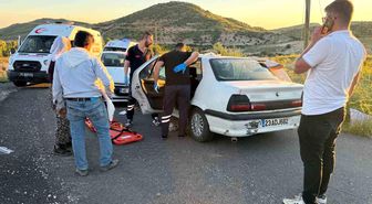 Gercüş'te otomobiller çarpıştı: 12 yaralı