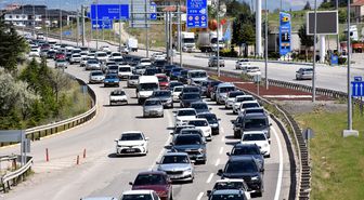 'Kilit kavşak' Kırıkkale'de bayram tatili dönüşü hareketliliği devam ediyor